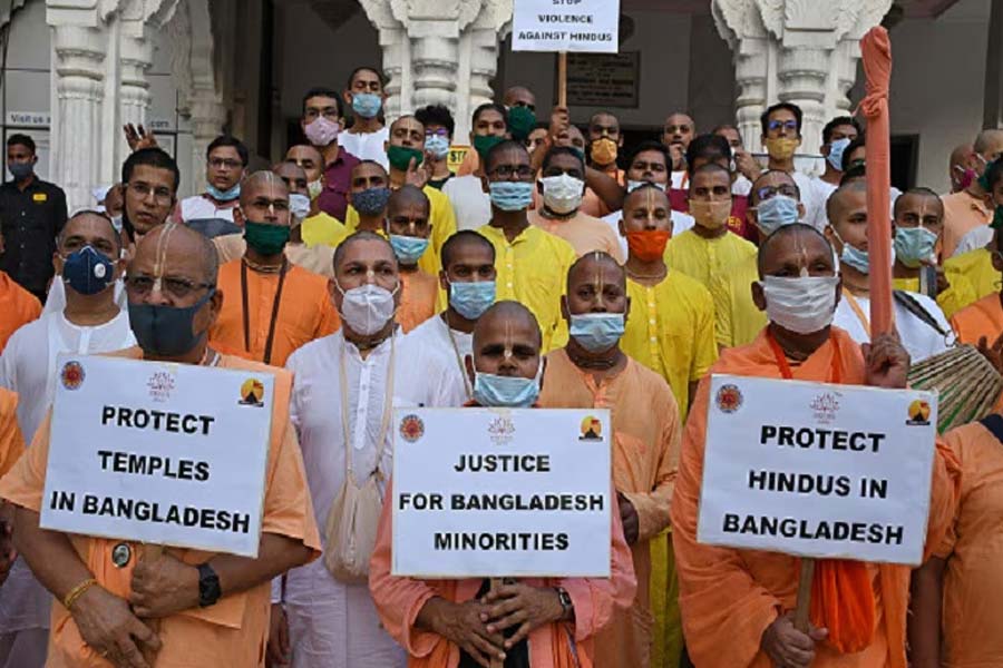 Bangladeshi Muslims have given ultimatum to muhammad Yunnus to ban ISKCON