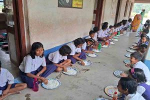 Bardhaman Man gives treat to Primary school students as his grand daughter born