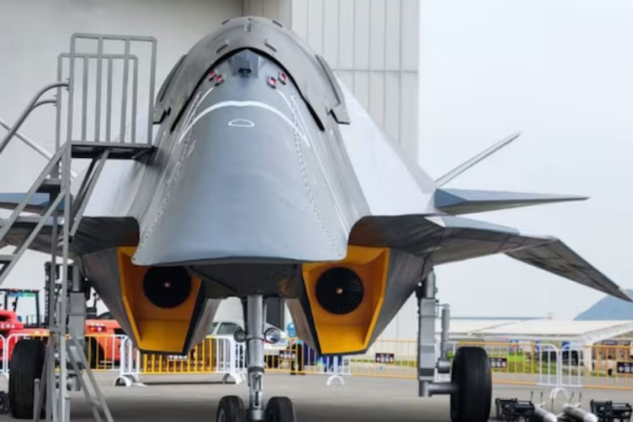 China unveils supersonic aircraft capable of dropping 'munitions from space'