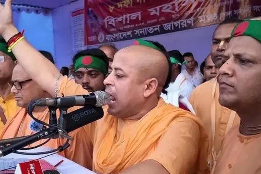 Chinmoy Prabhu, Monk Protesting Hindu Atrocities in Bangladesh Arrested in Dhaka