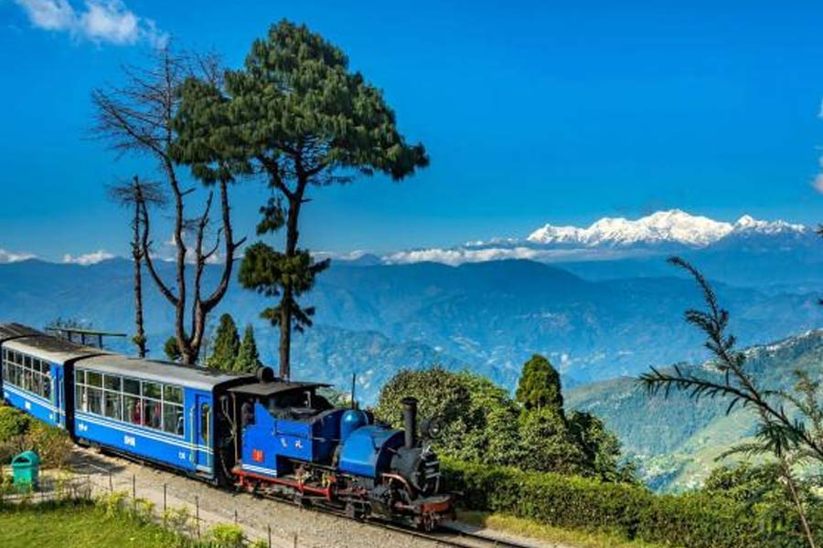 Darjeeling-NGP toy train starts journey after four and half months almost