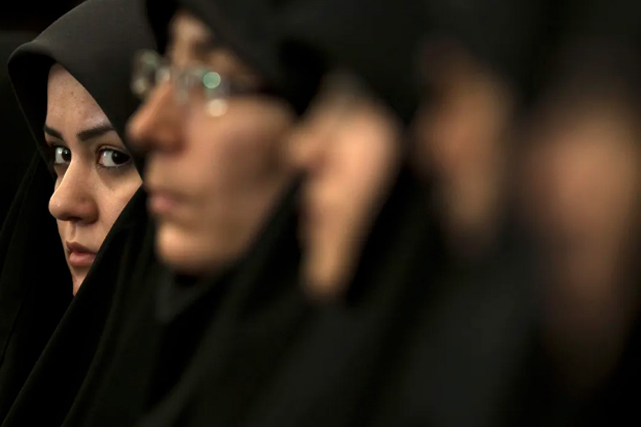 Iran announces clinic for 'hijab removal treatment,' draws criticism