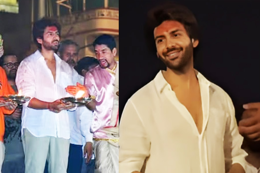 Kartik Aaryan Blushes As Fan Ask his marriage plan In Varanasi