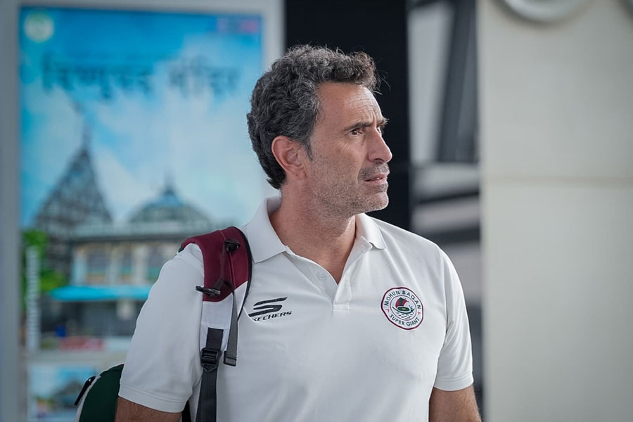 ISL 2024: Mohun Bagan coach Jose Molina grants three days holiday for players