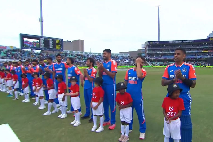 IND vs SA: National Anthem stops twice during in Durban during t20 match