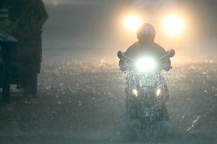 Cyclone Fengal will bring heavy rainfall across Tamil Nadu