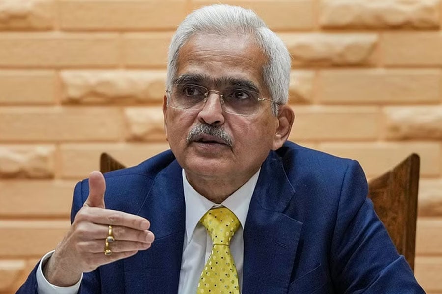 RBI Governor Shaktikanta Das hospitalised due to acidity