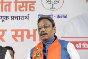 Maharashtra Assembly Election: BJP Leader Accused Of Distributing Cash