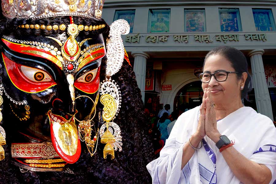 Mamata Banerjee will visit 'Baroma' temple on November 26 after TMC wins from Naihati in by-elections