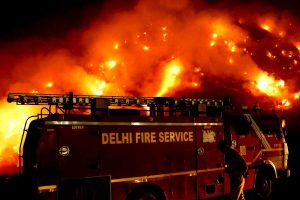 10 year record 320 fire incident reported at Delhi in Diwali 2024