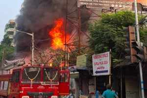 Another devastating fire in Kolkata slum area, three fire engines work to control fire