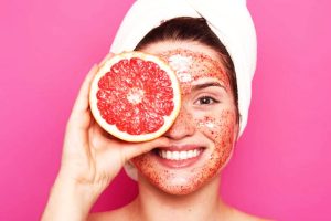 These 10 homemade fruit face packs for winter