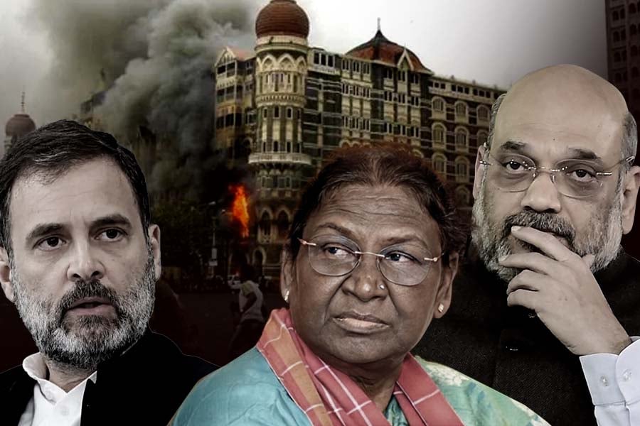 26/11 Mumbai attack: President Murmu and leaders pay tribute