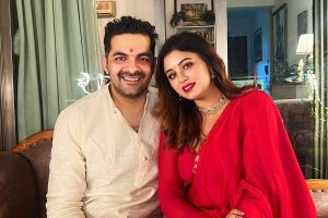 Ritabhari Chakraborty shares photo with Sumit Arora