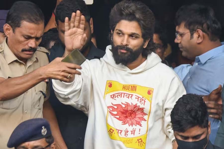 Allu Arjun released after spending night in the jail in stampede case