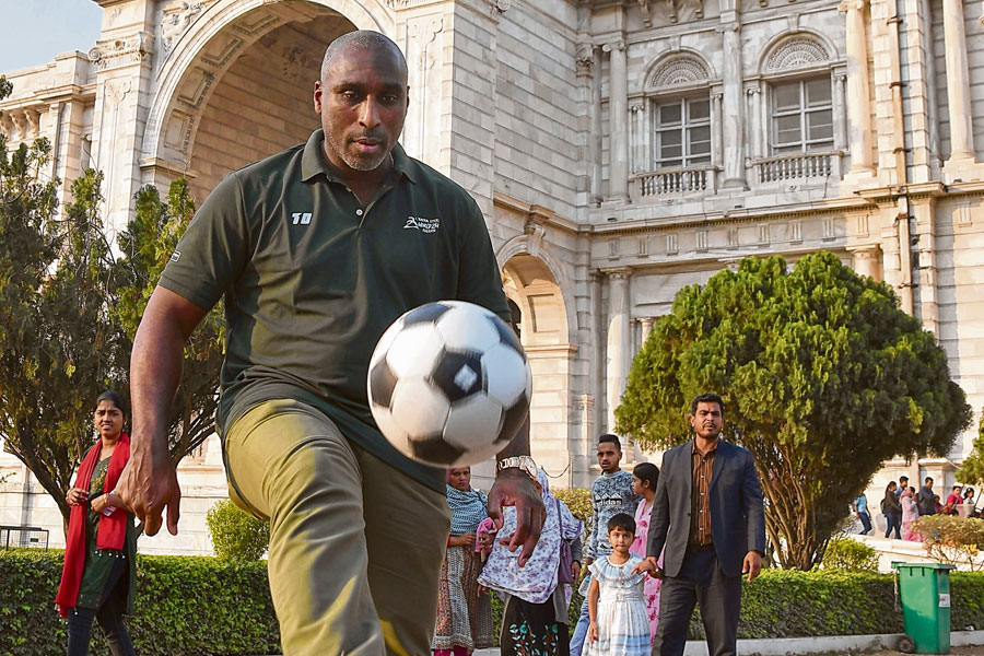 Former Arsenal star Sol Campbell opens up about Indian Football and Saudi Arab at Tata Steel World 25K Kolkata event