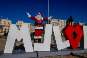 Christians in Middle East celebrate Christmas under the shadow of instability and war