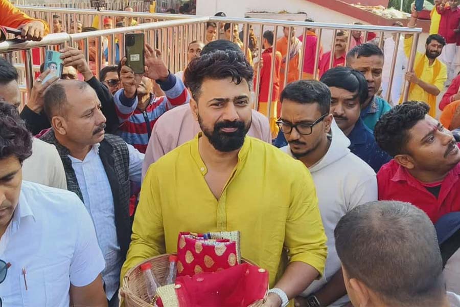 tollywood Actor Dev at tarapith Temple