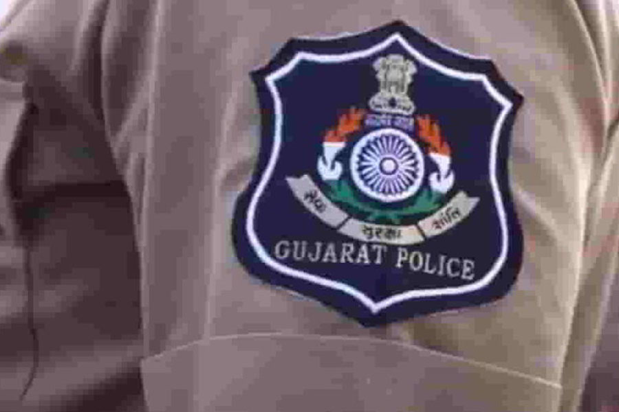 Gujarat Tantrik who killed 12 using 'sodium nitrite' laced drinks dies in police custody