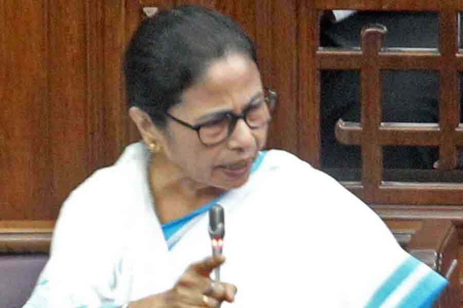 CM Mamata Banerjee slams DVC and Modi govt for water irregularities