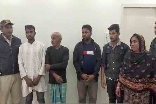 10 Bangladeshi intruder and 5 middlemen arrested in Nadia