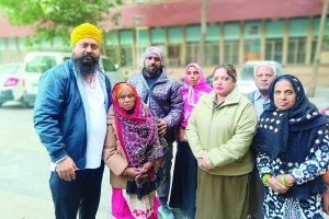 Indian Woman Deceived By Travel Agent Returns From Pakistan After 22 Years