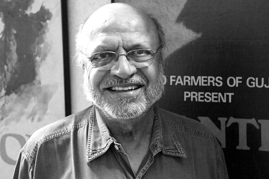 Renowned filmmaker Shyam Benegal dies at 90