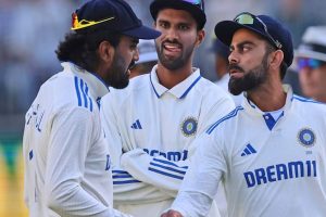 Border-Gavaskar Trophy: KL Rahul shares snacks with Virat Kohli as rain halts Brisbane Test