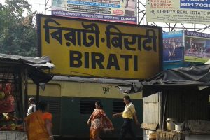 Rail blockade in protest against hawker eviction in Birati station area