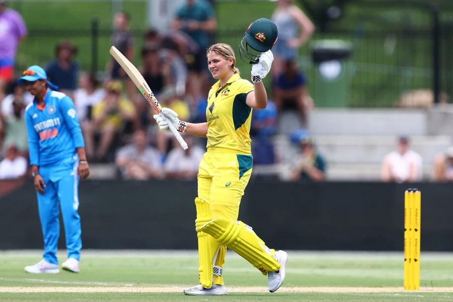 India Women team lost to Australia in second ODI