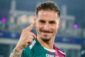 Mohun Bagan coach happy with performance of Jamie Maclaren and Dimitri Petratos