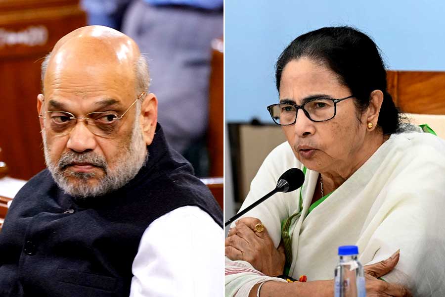 Mamata Banerjee attacks HM Amit Shah over Ambedkar remark