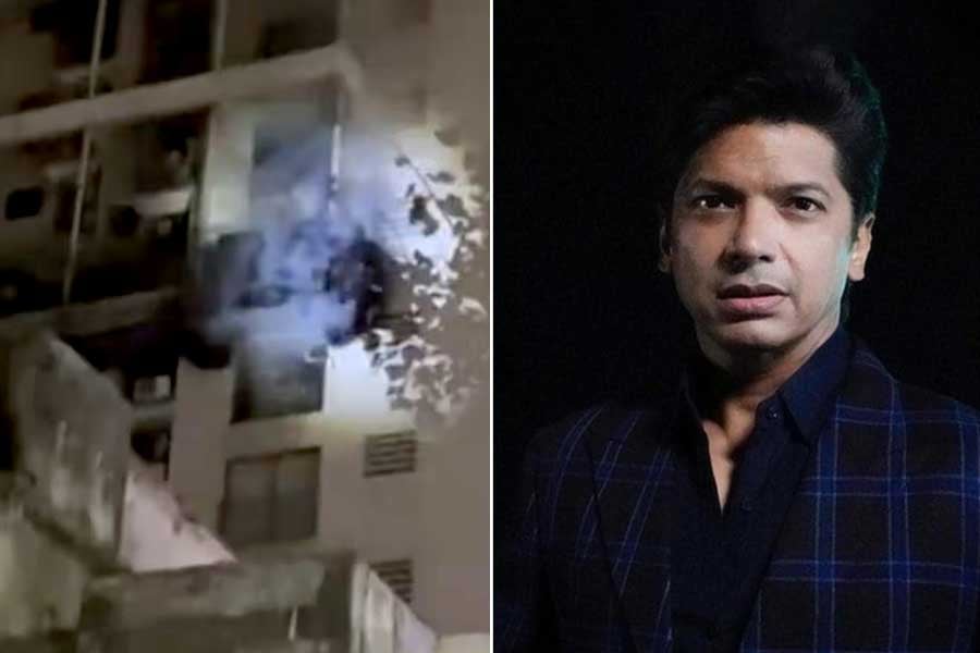 Fire breaks out at singer Shaan's residential building