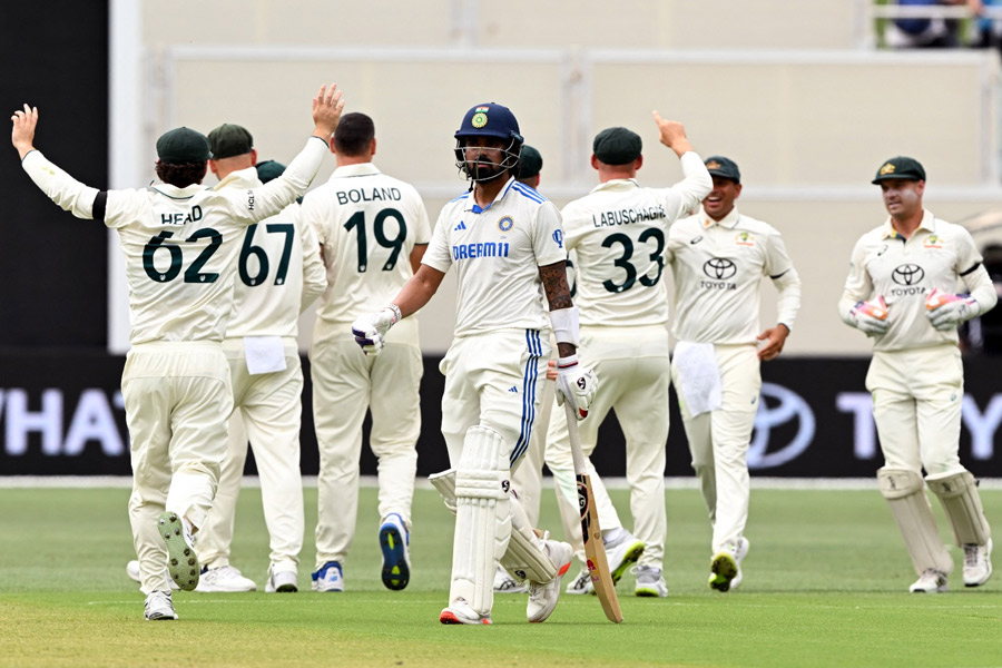 India all out for 180 runs in Adelaide test