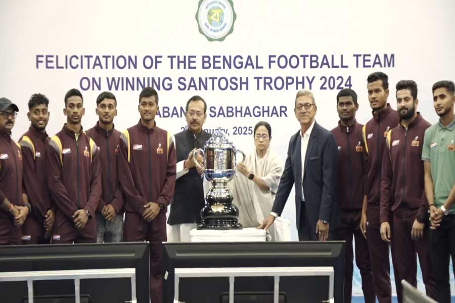 Govt job for Bengal team after winning Santosh Trophy