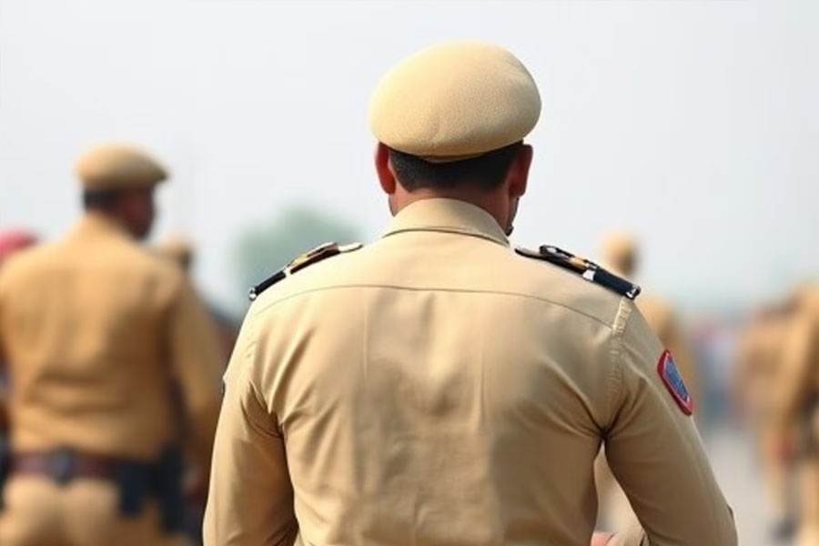 Two dacoits killed in police encounter Patna