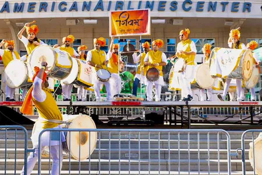 Indian-American dhol band will be perform at Donald Trump's inaugural parade