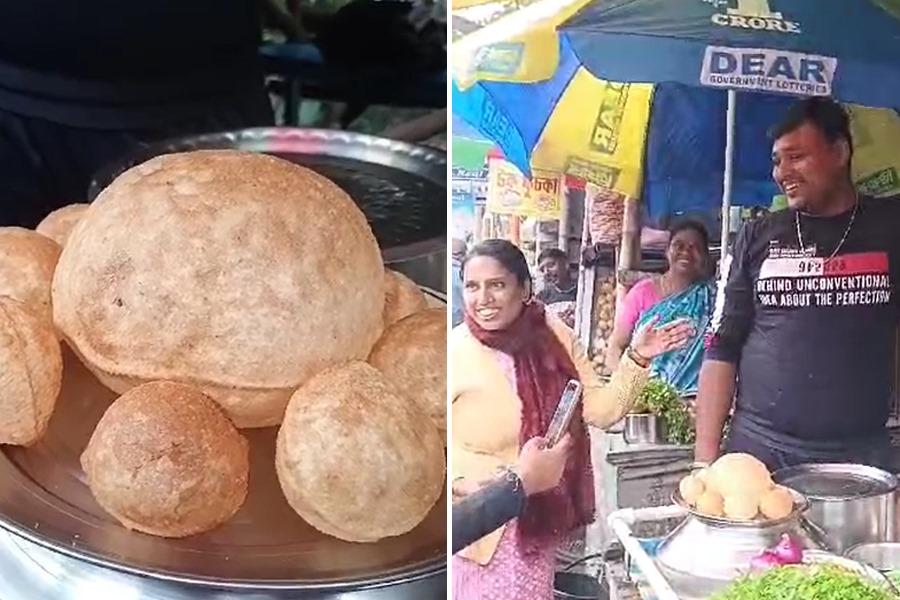 Jambo size fuchkas are being sold in Bandel