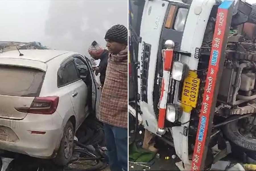 4 dead in multiple car accident in Haryana