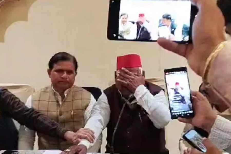 Ayodhya MP breaks down after dalit woman raped, killed