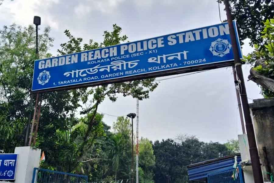 Police attacked in Garden reach area