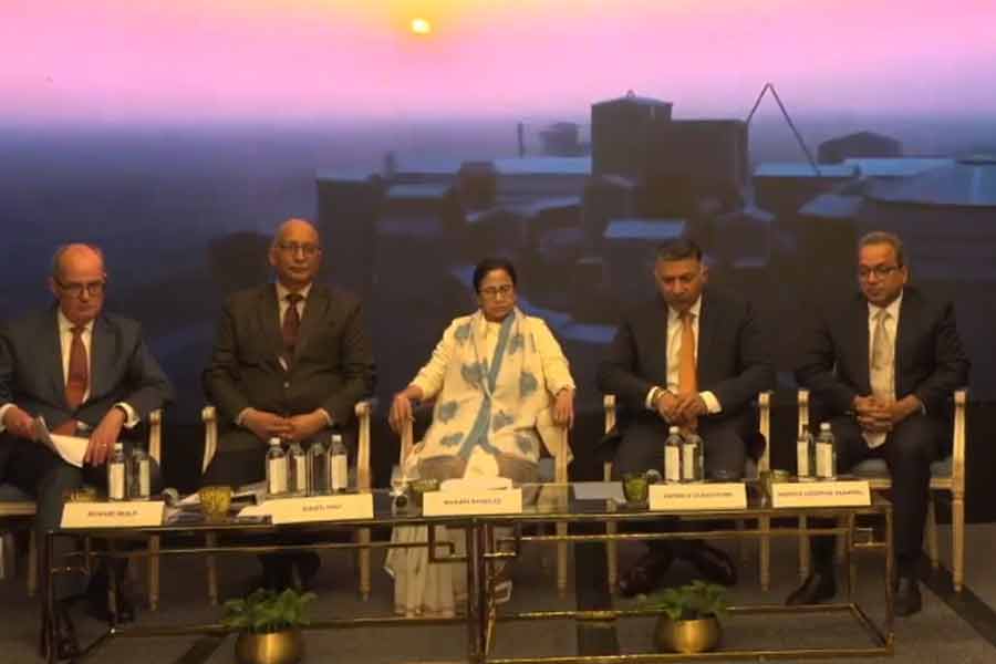 Mamata Banerjee London Tour: A video shows in London over West Bengal's growth