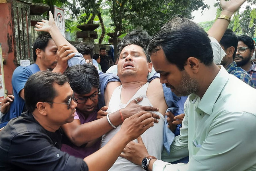 SSC LIVE UPDATE: BJP MP Abhijit gangopadhyay slams TMC