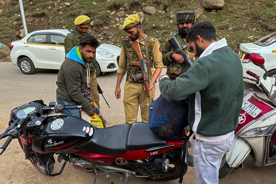 We were having bhelpuri, then terrorist shot husband: Pahalgam terror attack survivor's account