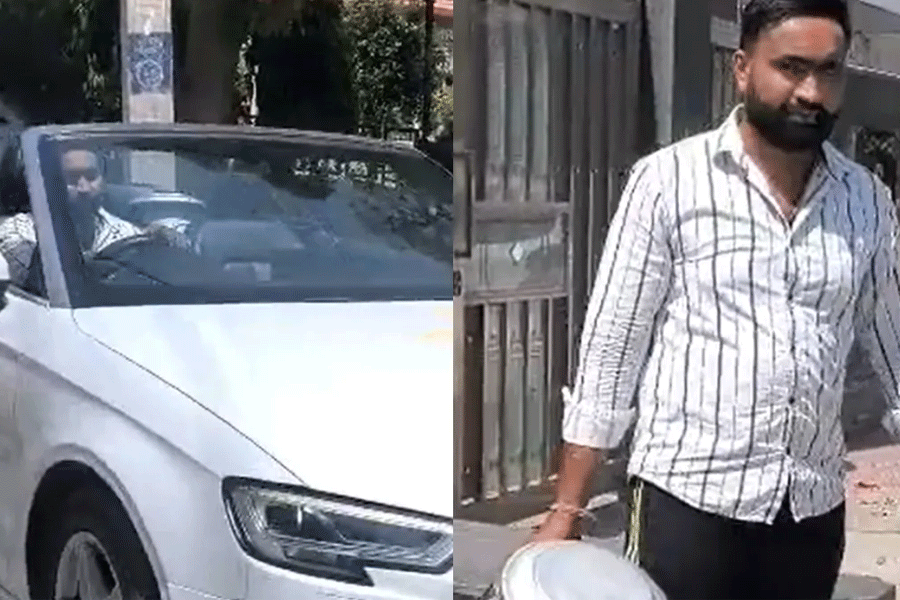 Haryana Man Quits Stable Bank Job To Deliver Milk In An Audi Car