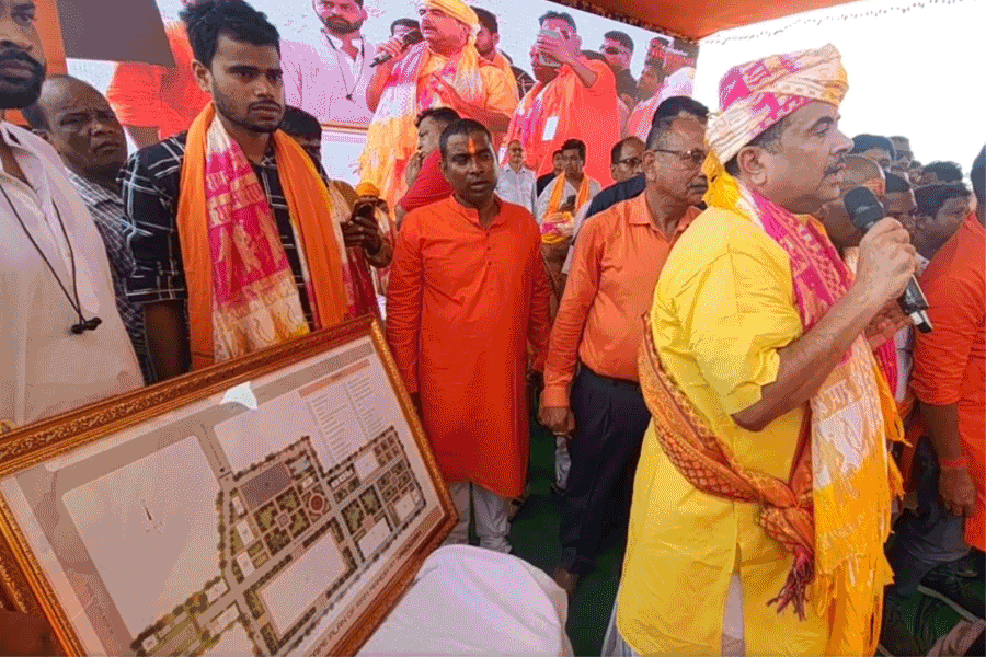 Ram Navami: BJP leaders show strength by showing arms in different rallies in West Bengal