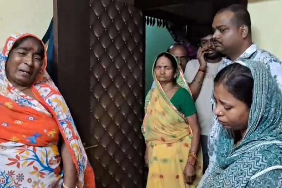 Hooghly family in panic after jawan detained by Pakistan Army