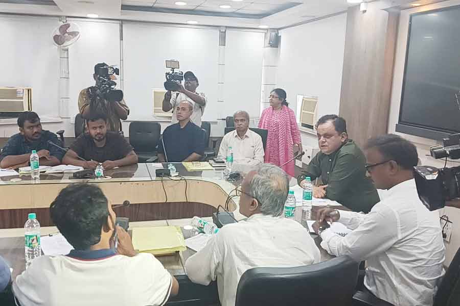 SSC Bhawan Avijan Live Update: Bratya Basu meets with 12 deprived teacher