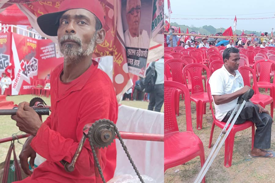 Specially abled CPM supporters attend Brigade rally with wheel chair