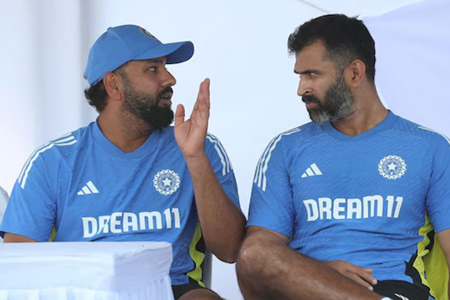 IPL 2025: MI star Rohit Sharma thanked Abhishek Nayar after getting fifty against CSK